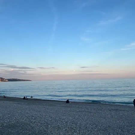 Rubis De Promenade Des * Nizza